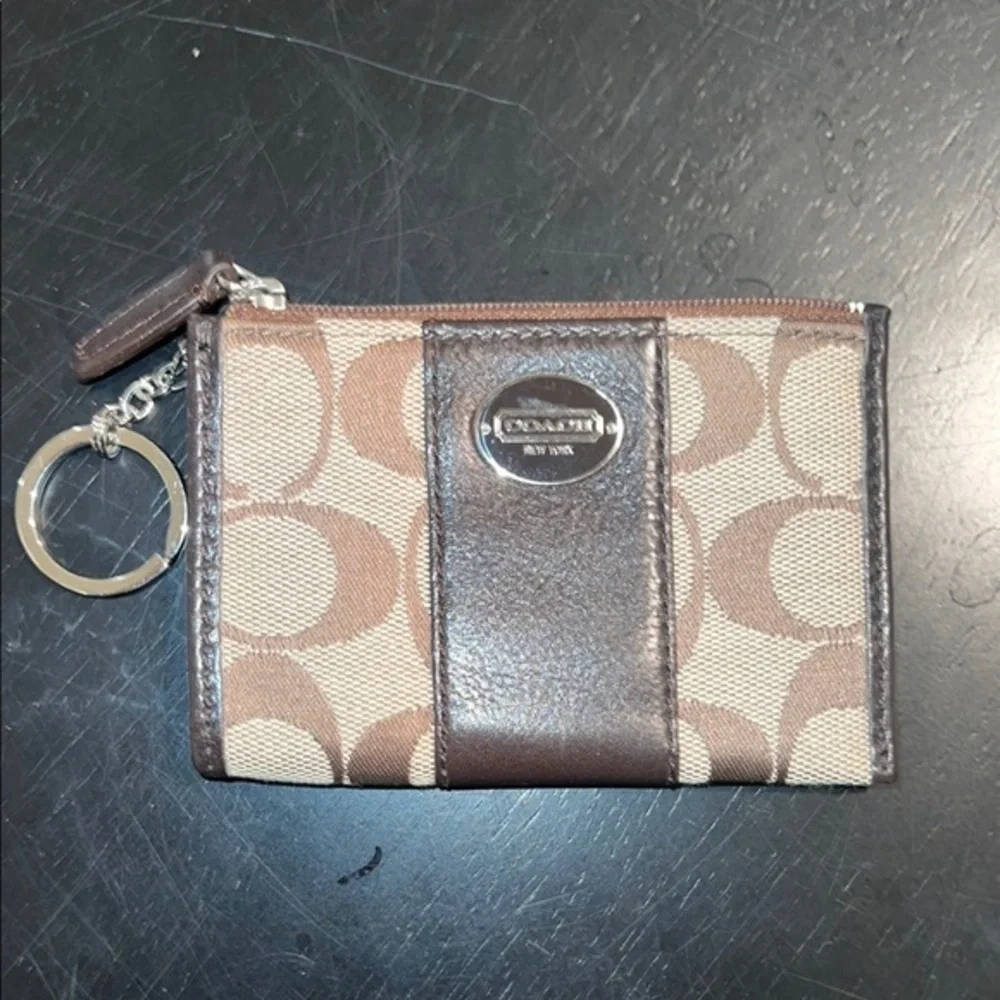Coach Signature Canvas Keychain Wallet – Brown & Tan – Mint Condition